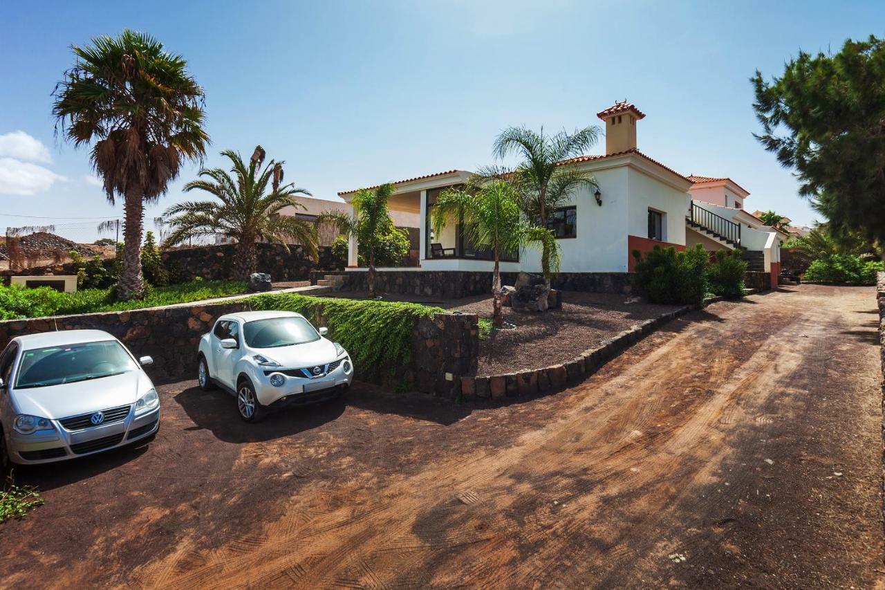 Casa La Vera La Oliva Exteriér fotografie